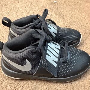 Nike Kids Black and Gray Hustle Sneakers